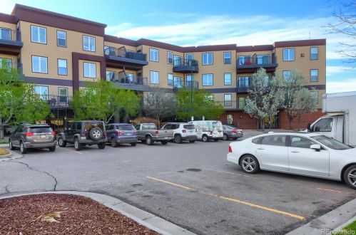 15475 Andrews Dr, Denver CO  80239-5790 exterior