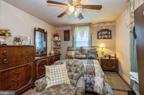 89 Taylor Ave, Trenton NJ  08610-3001 exterior