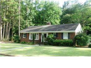 521 Center St, Walterboro, SC 29488-3607