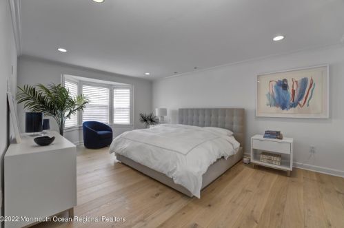 49 Maidenstone Dr, Tinton Falls NJ 07712-3780 exterior