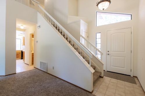 6789 Koster Way, Elk Grove, CA 95758-4945