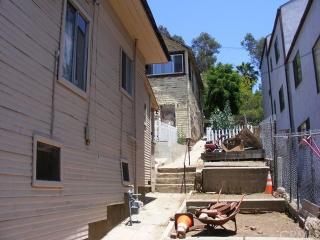 522 Casanova St, Los Angeles, CA 90012-1027