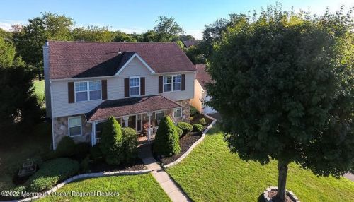 30 Wendy Ct, Jackson Twp, NJ 08527-1154