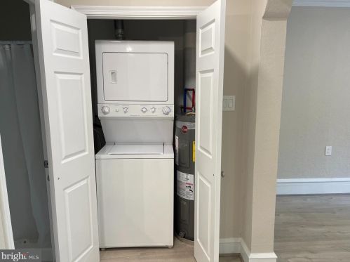 139 Kings Hwy, Tavistock NJ  08033-2087 exterior