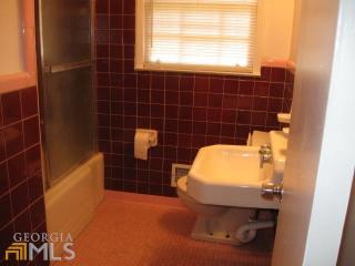 2111 Green Forrest Dr, Decatur GA  30032-5903 exterior