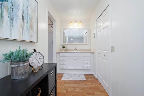 31 Terrace Dr, Concord CA  94518-2058 exterior