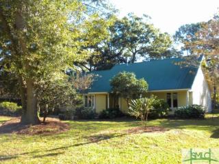 524 Suncrest Blvd, Savannah, GA 31410-2215