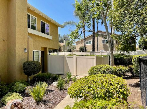 13629 Comuna Dr, Poway, CA 92064-4637