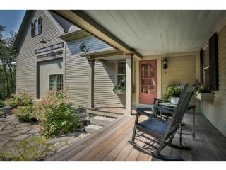 8 Steam Mill Hill Rd, Brookline, NH 03033-2425