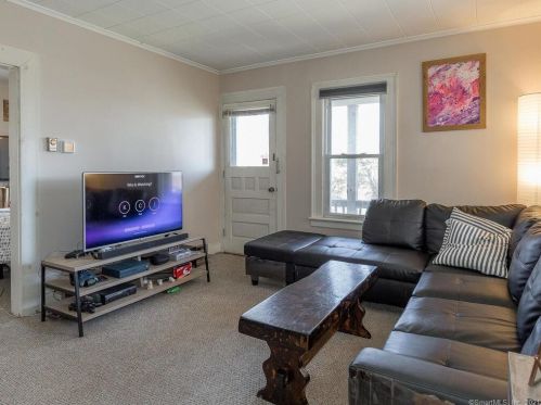 31 Red Mountain Ave, Torrington CT  06790-3211 exterior