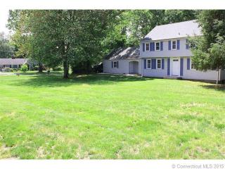 150 Shipman Dr, Glastonbury, CT 06033-4138