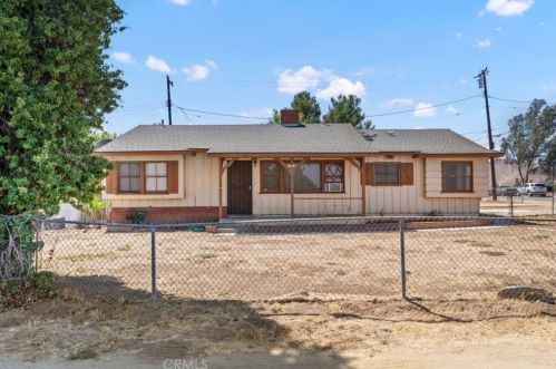 1488 River Dr, Norco, CA 92860-1331