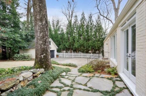 149 Beverly Rd, Atlanta GA  30309-2655 exterior