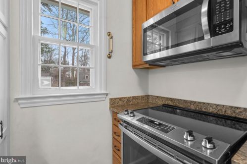 10617 Lorain Ave, Silver Spring MD 20901-3247 exterior