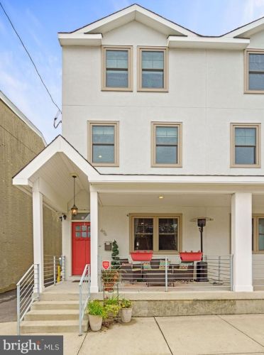 476 Leverington Ave, Philadelphia, PA 19128-3314