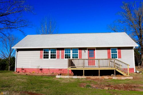 145 Bagley Rd, Lagrange, GA 30240-8472
