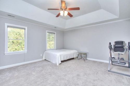 1 Frst Rdg Ct, Atlanta GA  30350-1802 exterior