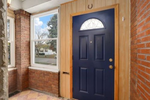 6307 Huntington St, Chicago, IL 60646-3607