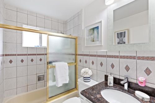 1742 Crater Lk Ave, Milpitas CA 95035-6669 exterior