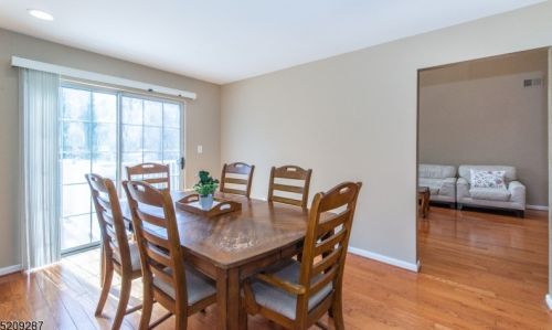 7 Sycamore Ln, Dover NJ  07869-3704 exterior