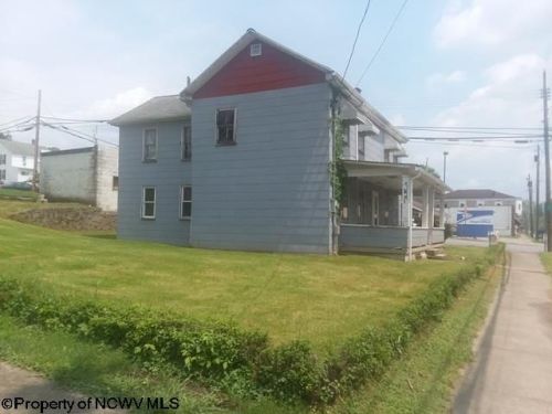 300 Main St, Rivesville WV  26588-5001 exterior