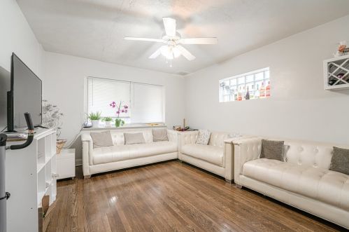 14821 Cooper Ave, Dixmoor, IL