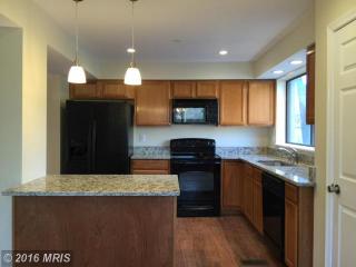 7088 Winter Rose Path, Columbia, MD 21045-5127
