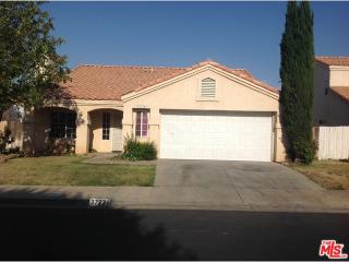 37734 Harvey St, Palmdale, CA 93550-7063