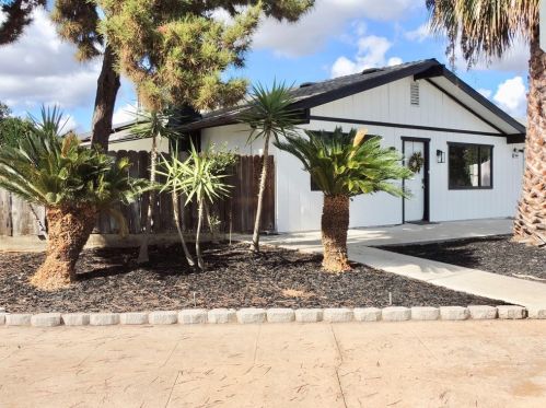 3094 Adler Ave, Clovis, CA 93612-4805