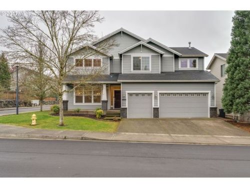 13595 Nahcotta Dr, Portland, OR 97223-5775