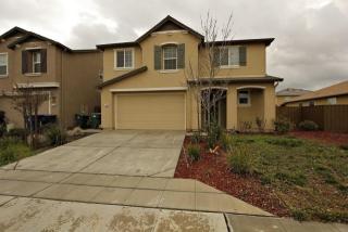 1348 Apple Ct, Madera, CA 93638-9342