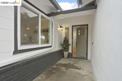 19514 Yuma St, Hayward, CA 94546-3241
