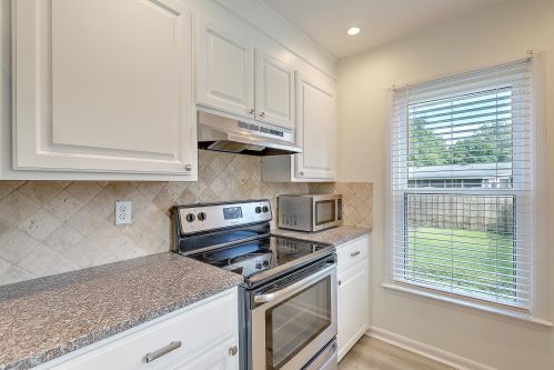 436 Temple Rd, Ladson SC  29456-3288 exterior
