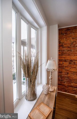 24 Ross St, Lancaster PA  17602-1940 exterior