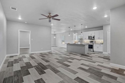 9513 Santa Monica Dr, Fort Worth TX  76116-5926 exterior