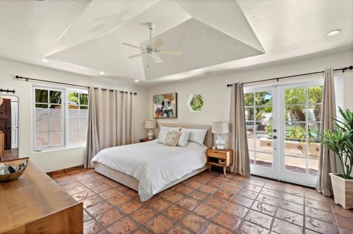 11411 Arroyo Ave, Santa Ana CA  92705-2469 exterior