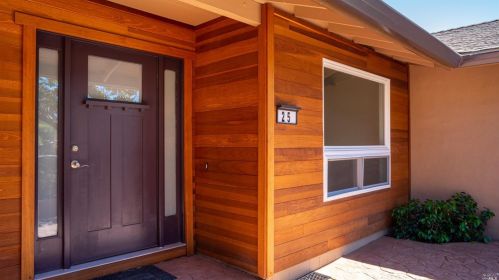 25 Corte De Sabla, San Rafael, CA 94904-1309
