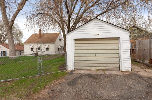 1611 Chelsea St, Saint Paul MN  55108-2214 exterior