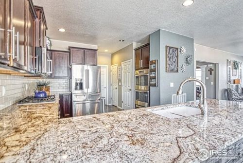 2083 Bayfront Dr, Fort Collins CO  80550-3590 exterior