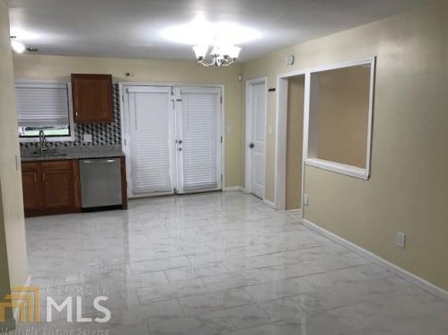 595 Moseley Dr, Stockbridge, GA 30281-2909