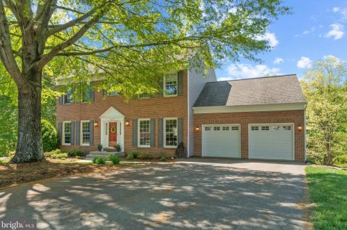 4119 Glouster Ln, Fredericksburg, VA 22408-5512
