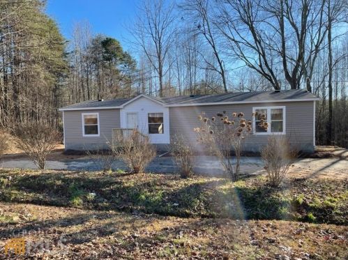 716 Hank Fry Rd, Clarkesville, GA 30523-2231