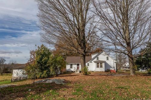 112 Thomaston Rd, Morris, CT 06763-1914