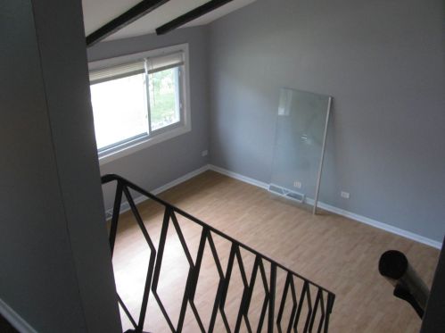 8052 Lyons St, Niles IL  60714-1332 exterior