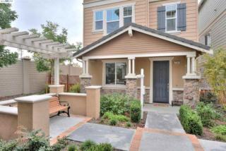 7007 Mariposa Ln, Pleasanton, CA 94568-2569