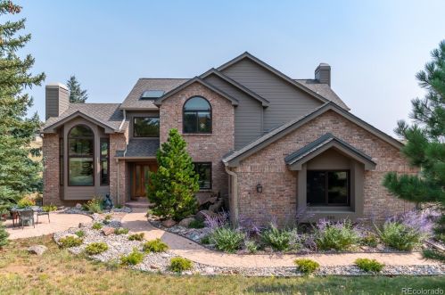 580 Sunrise Dr, Lakewood, CO 80401