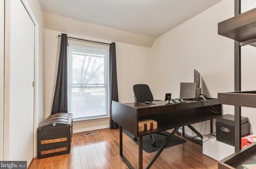 241 Nassau Dr, Tavistock NJ 08033-3976 exterior