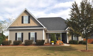 137 Pond Dr, Kathleen, GA 31047-3202