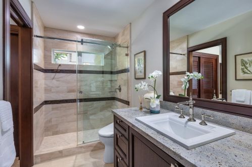 4351 Kahala Ave, Honolulu HI  96816-4856 exterior