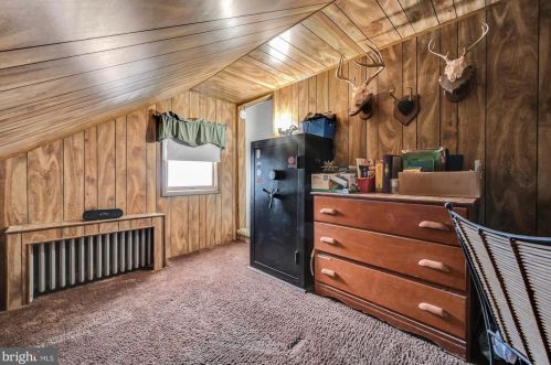 47 Maple Ave, Primrose PA 17901-8950 exterior